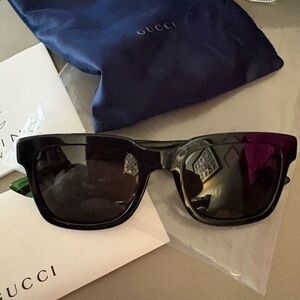 Gucci Black sunglasses Eyewear Frame